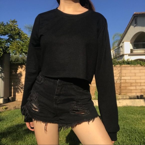 Black Cropped Sweater - Picture 3 of 3
